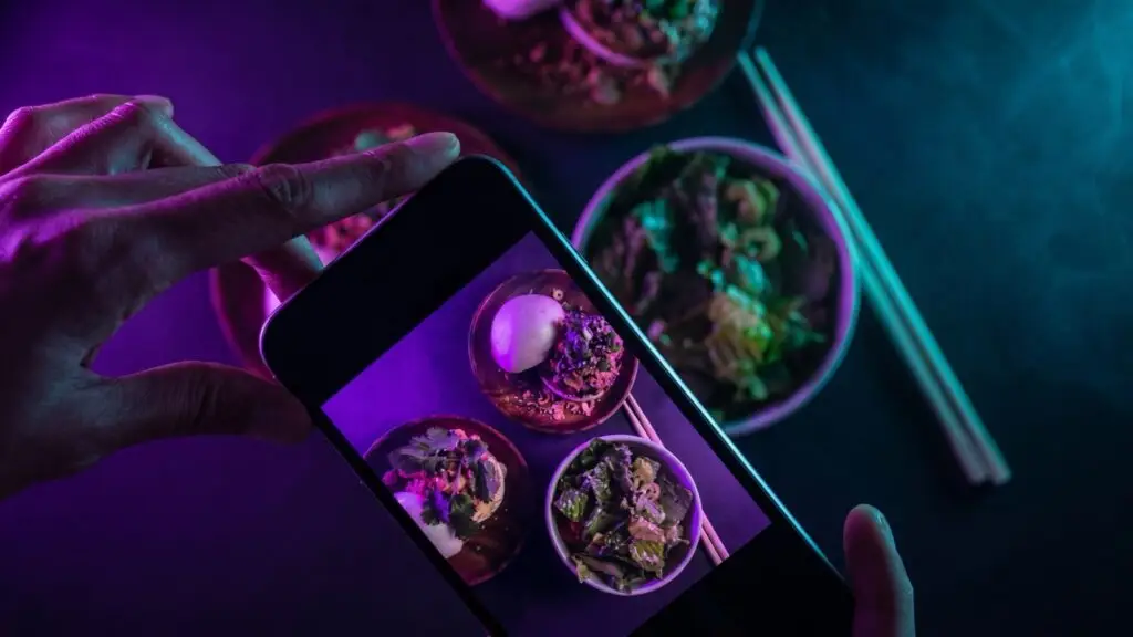 Photographing a restaurant dish with a phone